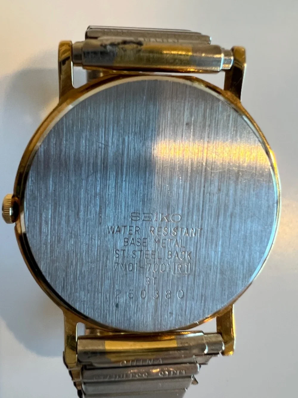 Vintage Seiko Men's Quartz Watch | Two-Tone Stretch Band | New Battery